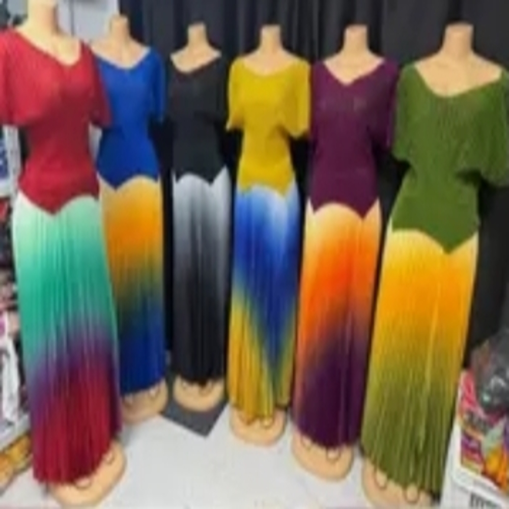 2 pieces Africa plus chothes 01